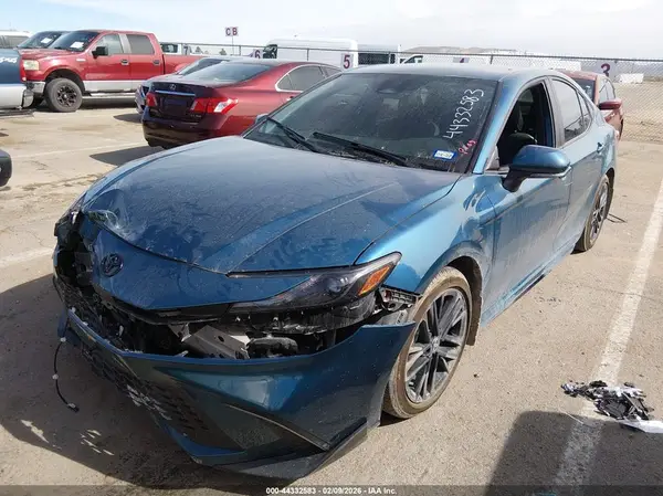 4T1DAACK3SU600312 2025 TOYOTA CAMRY - Image 2