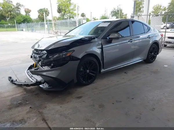 4T1DAACK3SU609558 2025 TOYOTA CAMRY - Image 2