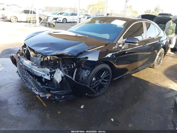 4T1DAACK3SU616025 2025 TOYOTA CAMRY - Image 2