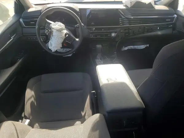 4T1DAACK3SU621564 2025 TOYOTA CAMRY - Image 8