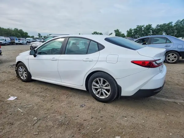4T1DAACK3SU629423 2025 TOYOTA CAMRY - Image 2