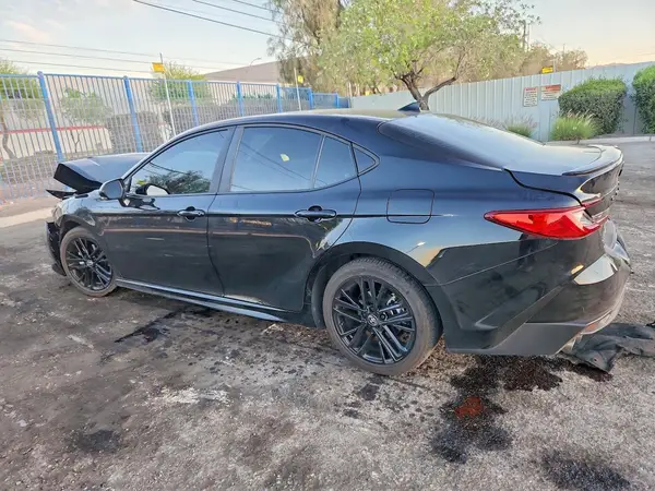 4T1DAACK3SU630703 2025 TOYOTA CAMRY - Image 2