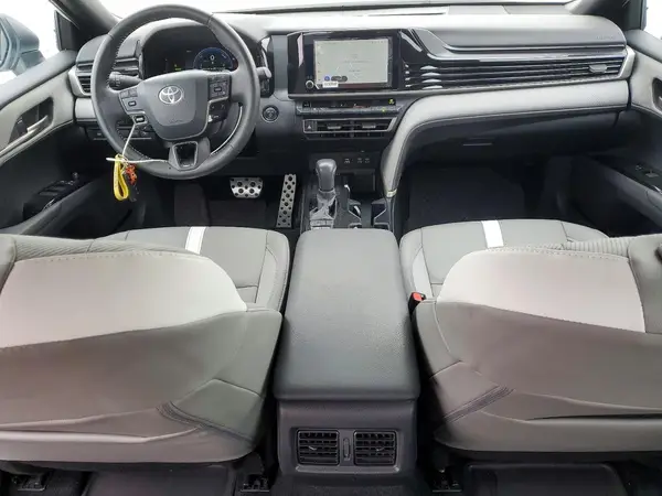 4T1DAACK3SU635223 2025 TOYOTA CAMRY - Image 8