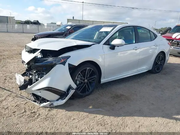 4T1DAACK3SU636016 2025 TOYOTA CAMRY - Image 2