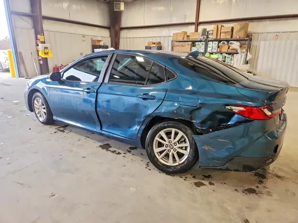 4T1DAACK3SU639353 2025 TOYOTA CAMRY - Image 2