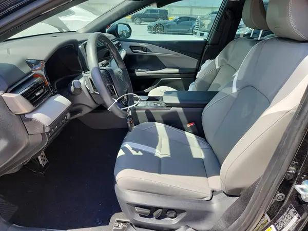 2026 TOYOTA CAMRY auction photo 7