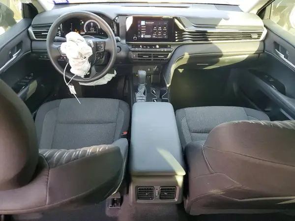 4T1DAACK3TU240119 2026 TOYOTA CAMRY - Image 8
