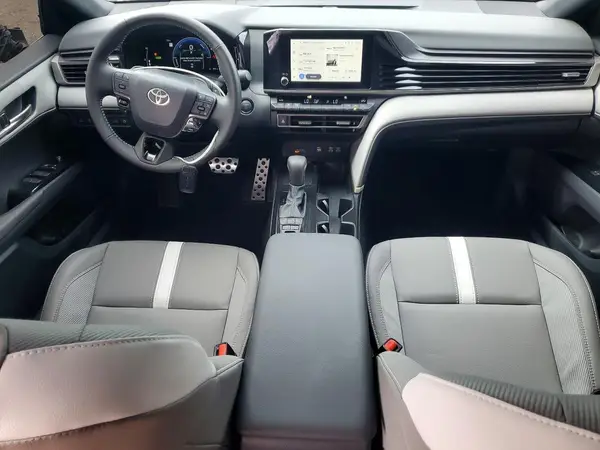 4T1DAACK3TU661547 2026 TOYOTA CAMRY - Image 8