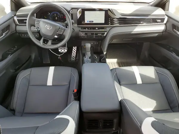 4T1DAACK3TU666084 2026 TOYOTA CAMRY - Image 8