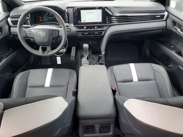 4T1DAACK3TU699053 2026 TOYOTA CAMRY - Image 8