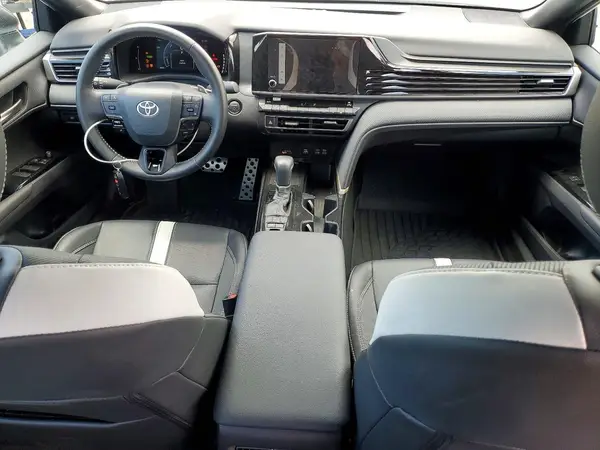 4T1DAACK3TU711816 2026 TOYOTA CAMRY - Image 8
