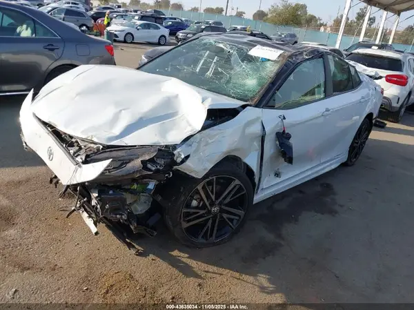 4T1DAACK4SU006621 2025 TOYOTA CAMRY - Image 2