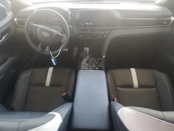 4T1DAACK4SU013519 2025 TOYOTA CAMRY - Image 8