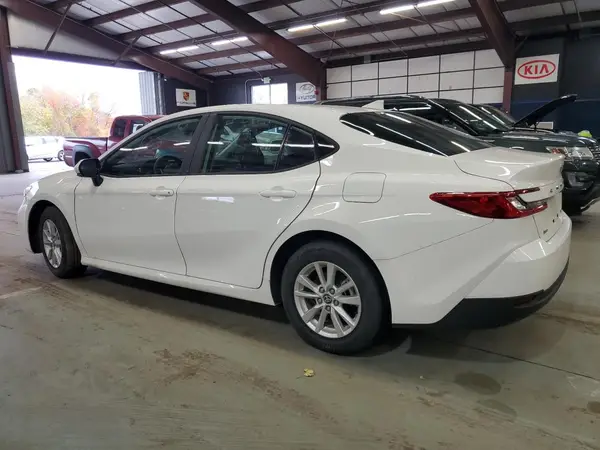 4T1DAACK4SU017019 2025 TOYOTA CAMRY - Image 2