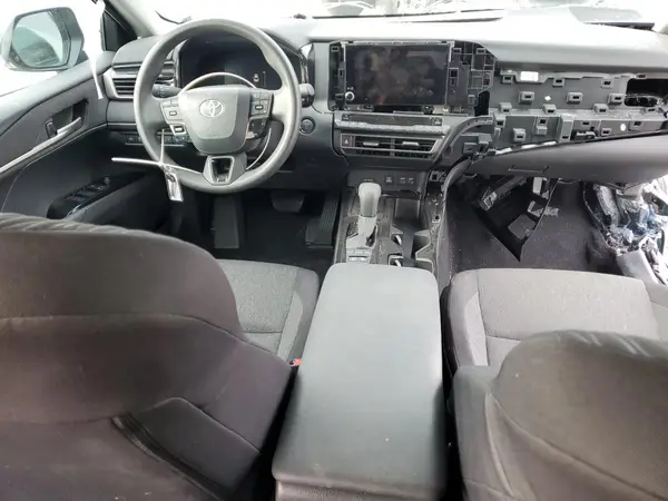 4T1DAACK4SU024052 2025 TOYOTA CAMRY - Image 8