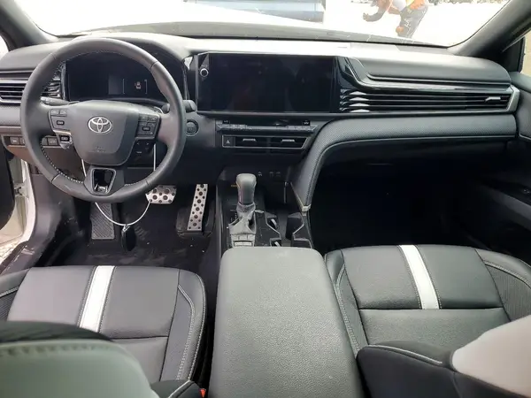 4T1DAACK4SU030207 2025 TOYOTA CAMRY - Image 8
