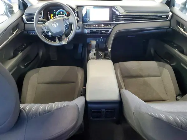 4T1DAACK4SU033253 2025 TOYOTA CAMRY - Image 8