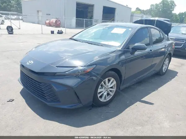 4T1DAACK4SU038310 2025 TOYOTA CAMRY - Image 2