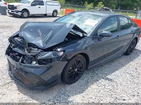 4T1DAACK4SU040185 2025 TOYOTA CAMRY - Image 2