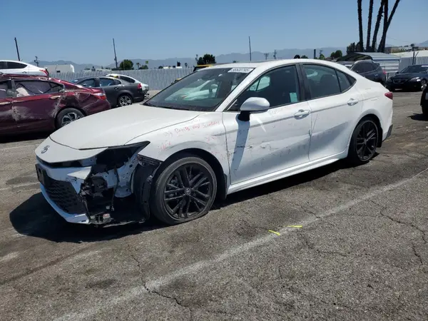 4T1DAACK4SU045385 2025 TOYOTA CAMRY - Image 1