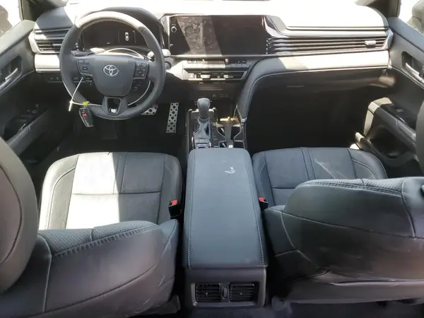 4T1DAACK4SU048867 2025 TOYOTA CAMRY - Image 8