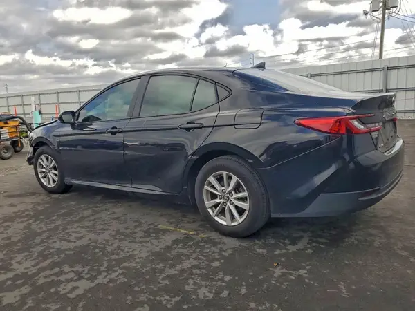 4T1DAACK4SU051798 2025 TOYOTA CAMRY - Image 2