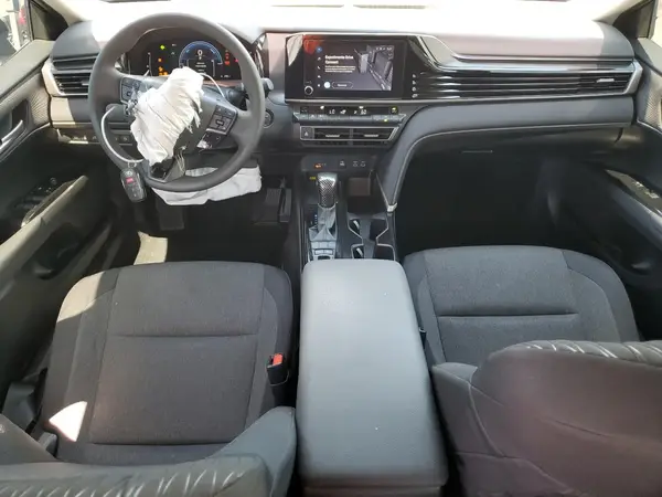 4T1DAACK4SU058069 2025 TOYOTA CAMRY - Image 8