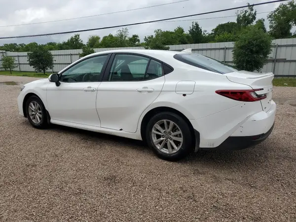 4T1DAACK4SU068553 2025 TOYOTA CAMRY - Image 2