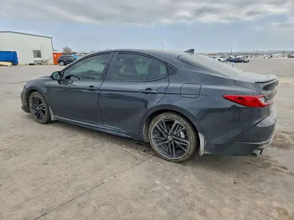4T1DAACK4SU069153 2025 TOYOTA CAMRY - Image 2