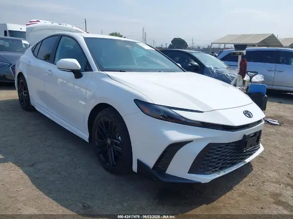 4T1DAACK4SU071419 2025 TOYOTA CAMRY - Image 1