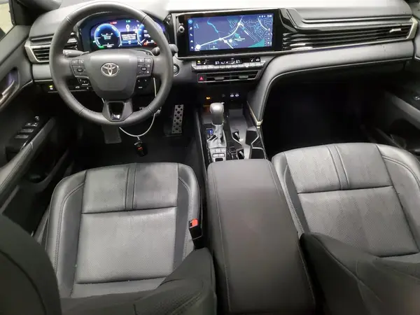 4T1DAACK4SU073901 2025 TOYOTA CAMRY - Image 8