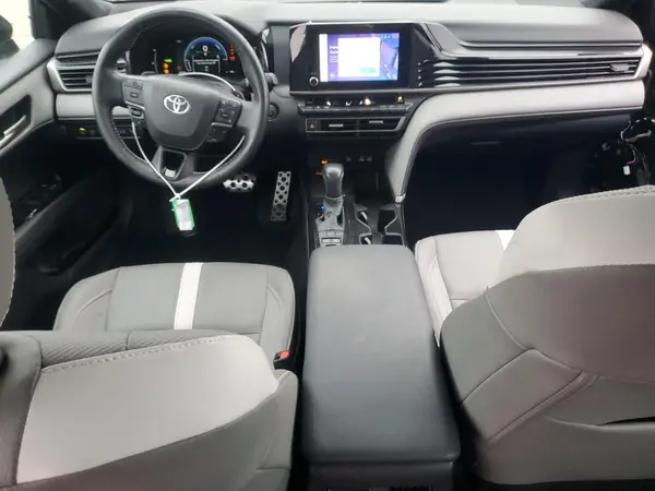 4T1DAACK4SU080427 2025 TOYOTA CAMRY - Image 8