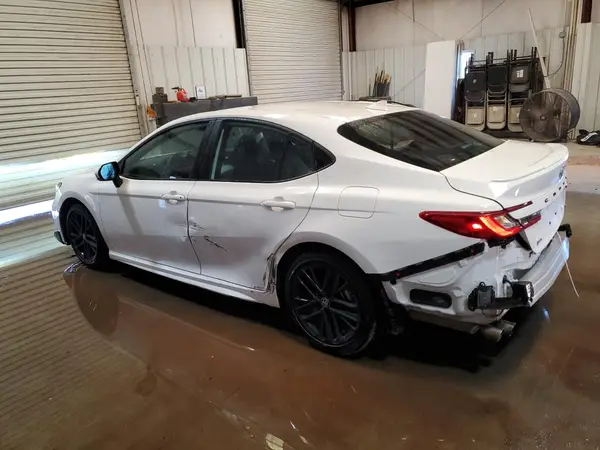 4T1DAACK4SU085952 2025 TOYOTA CAMRY - Image 2