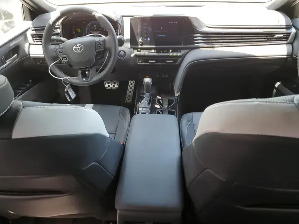 4T1DAACK4SU085952 2025 TOYOTA CAMRY - Image 8