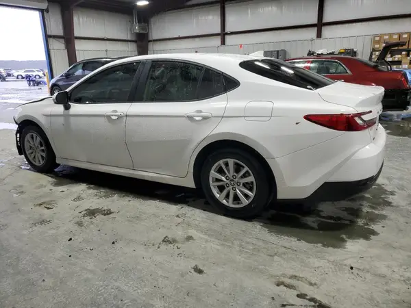 4T1DAACK4SU087426 2025 TOYOTA CAMRY - Image 2