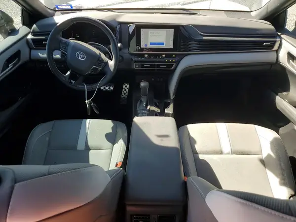 4T1DAACK4SU090018 2025 TOYOTA CAMRY - Image 8