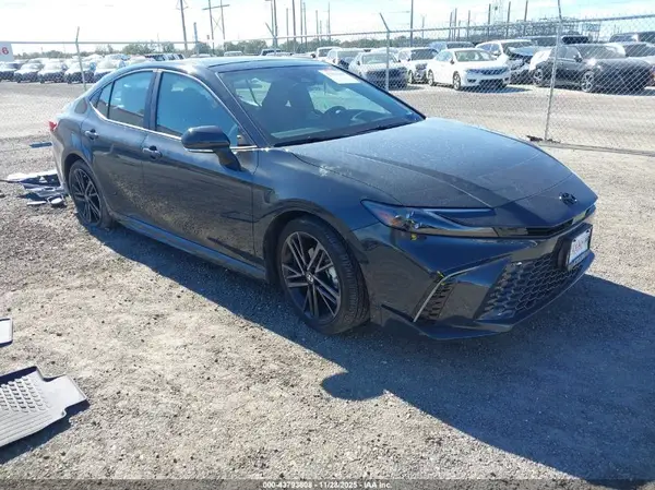 4T1DAACK4SU090083 2025 TOYOTA CAMRY - Image 1