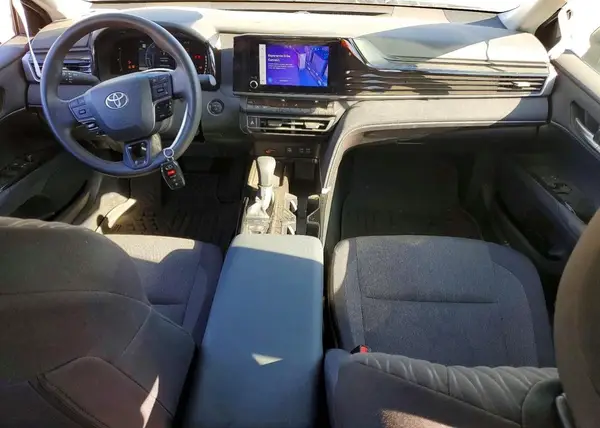 4T1DAACK4SU094294 2025 TOYOTA CAMRY - Image 8