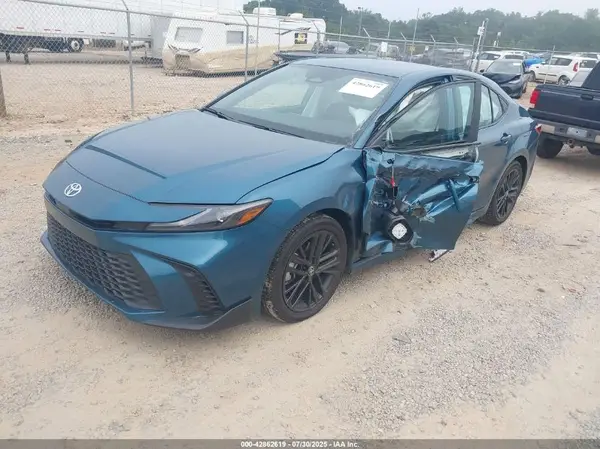 4T1DAACK4SU096157 2025 TOYOTA CAMRY - Image 2