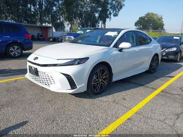 4T1DAACK4SU104127 2025 TOYOTA CAMRY - Image 2