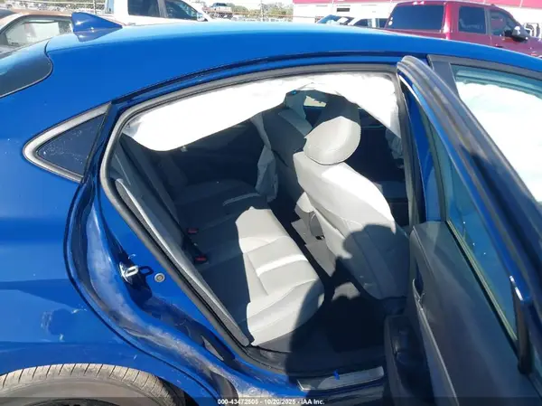 4T1DAACK4SU105391 2025 TOYOTA CAMRY - Image 8
