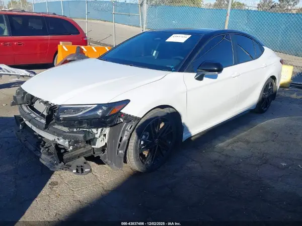 4T1DAACK4SU108338 2025 TOYOTA CAMRY - Image 2