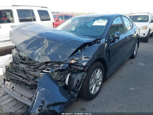 4T1DAACK4SU116830 2025 TOYOTA CAMRY - Image 2
