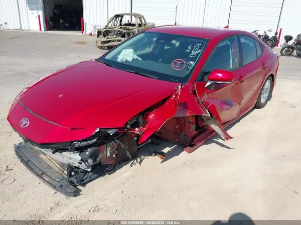 4T1DAACK4SU120098 2025 TOYOTA CAMRY - Image 2