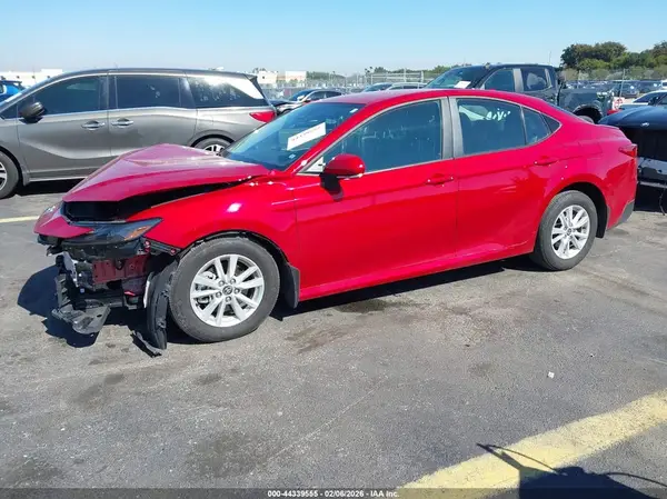 4T1DAACK4SU121137 2025 TOYOTA CAMRY - Image 2