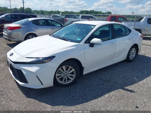 4T1DAACK4SU126046 2025 TOYOTA CAMRY - Image 2