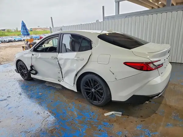 4T1DAACK4SU126497 2025 TOYOTA CAMRY - Image 2