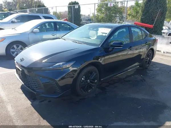4T1DAACK4SU127018 2025 TOYOTA CAMRY - Image 2