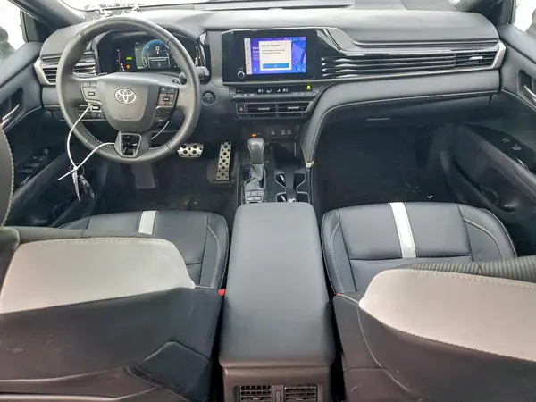 4T1DAACK4SU132803 2025 TOYOTA CAMRY - Image 8