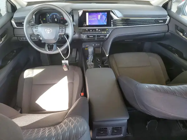 4T1DAACK4SU133255 2025 TOYOTA CAMRY - Image 8